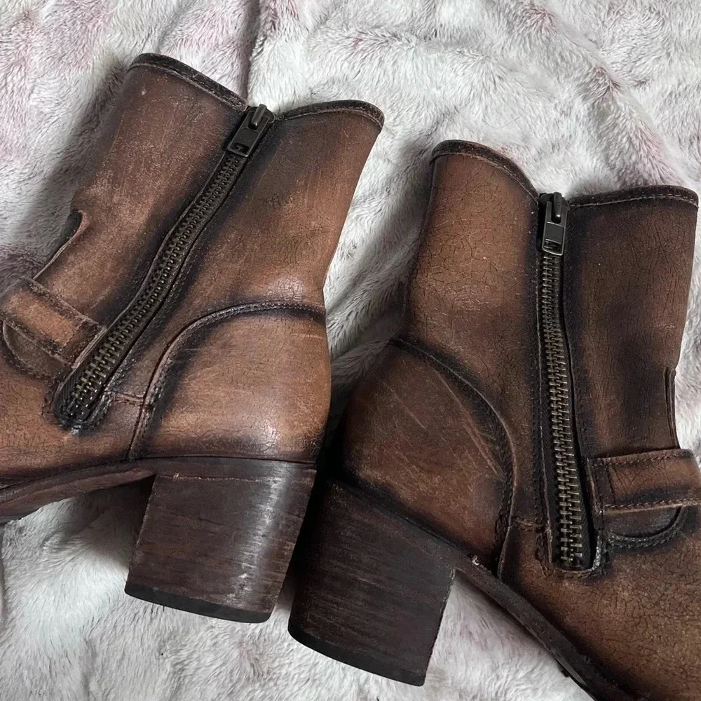 FreeBird Carlito Brown Leather Boho Western Moto Brown Heeled Boots - Picture 4 of 16